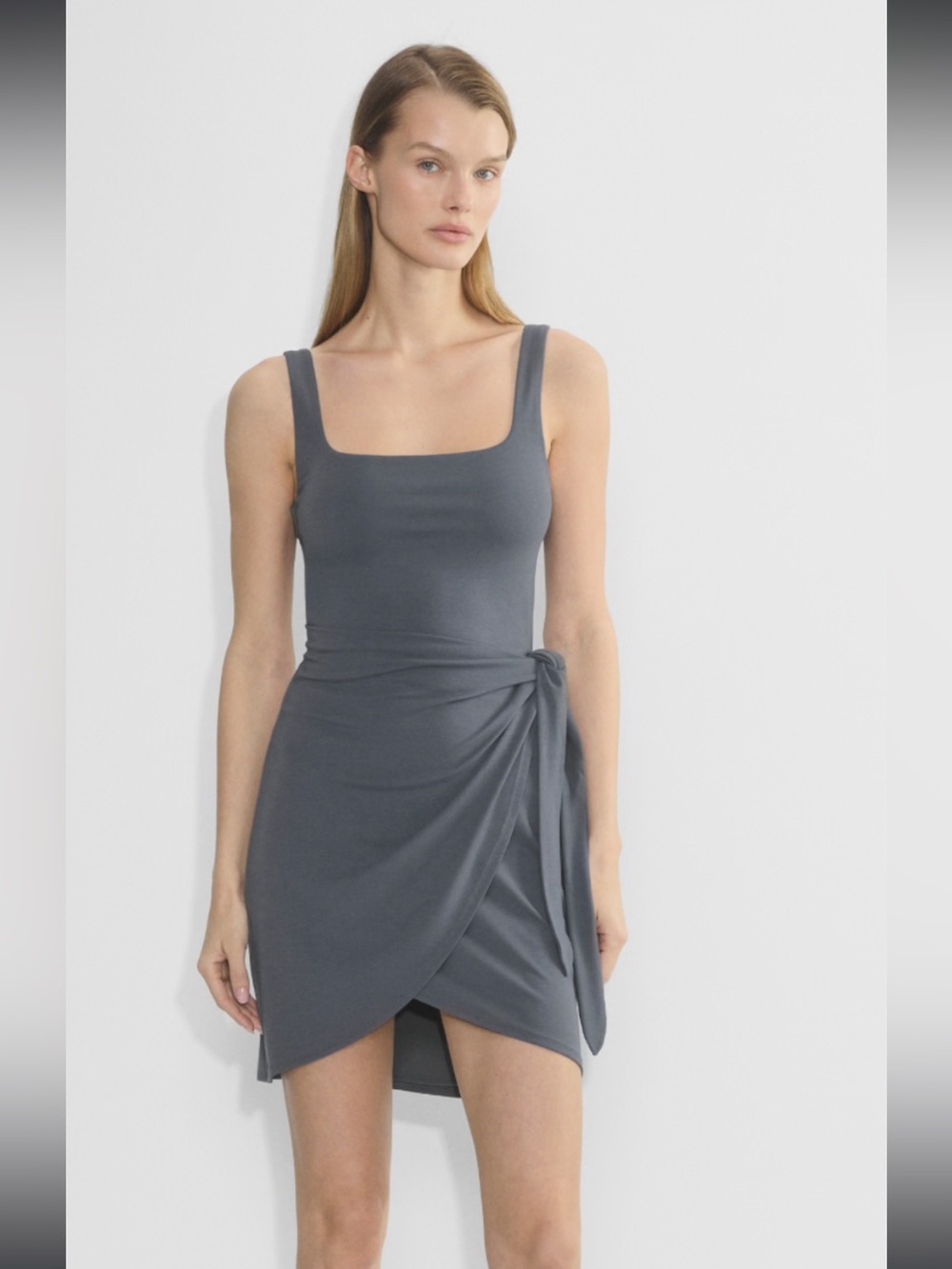 Wilfred
Saturn Mini Dress Women’s Sleeveless Bodycon Wrap Dress in Gray XS